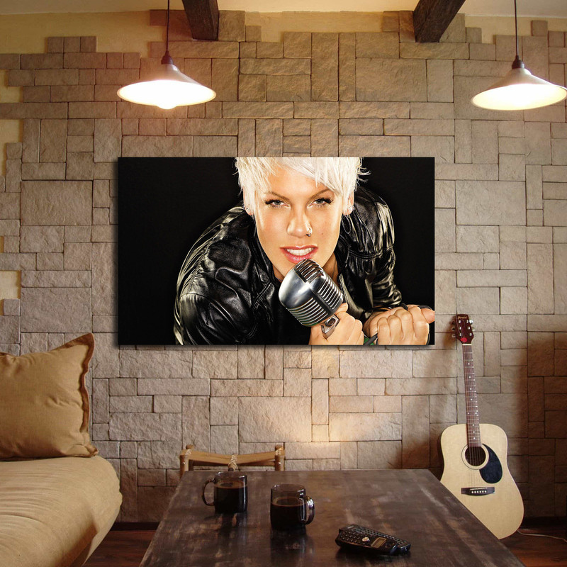 تابلو شاسی مدل pink کد 8 | دنیای قاب