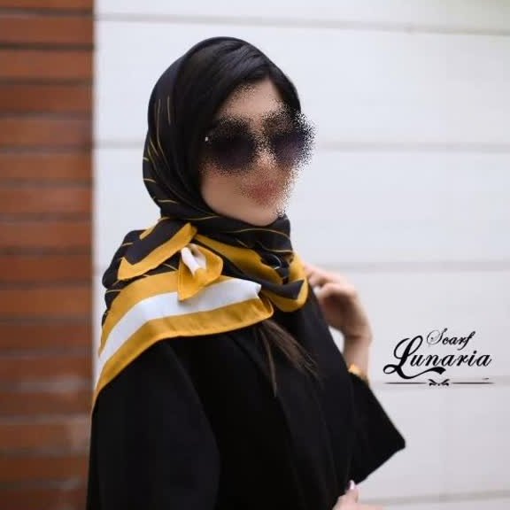 روسری کد 232،جنس نخ کره بسیار با کیفیت نرم ولطیف با ایستایی خیلی خوب