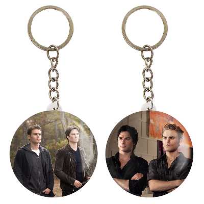 جاکلیدی خندالو مدل خاطرات یک خون آشام The Vampire Diaries کد 2024720241 مجموعه 2 عددی