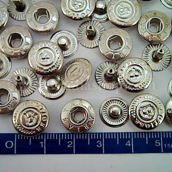چهارپارچه میانه استیل نقشدار بسته ای