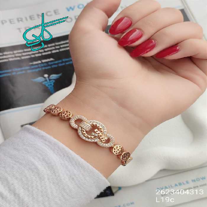 خرید دستبند مارک ژوپینگ رنگ ثابت ضد حساسیت آبکاری شده با کیفیت کد 1216286 - ردگل