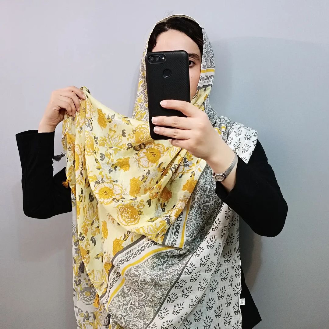 شال نخی طرح سنتی و شیک کدscarf24