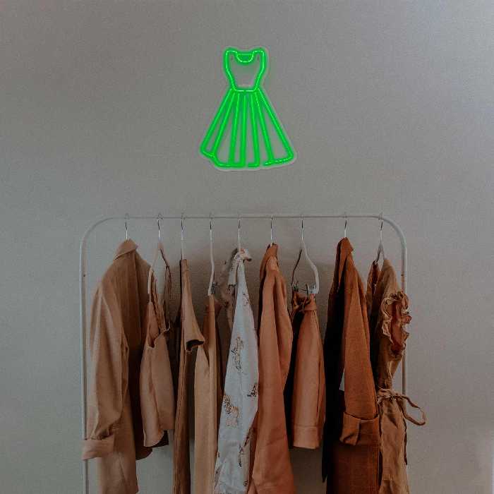 چراغ دیواری نئون دیزاین طرح Women-Clothes_GR