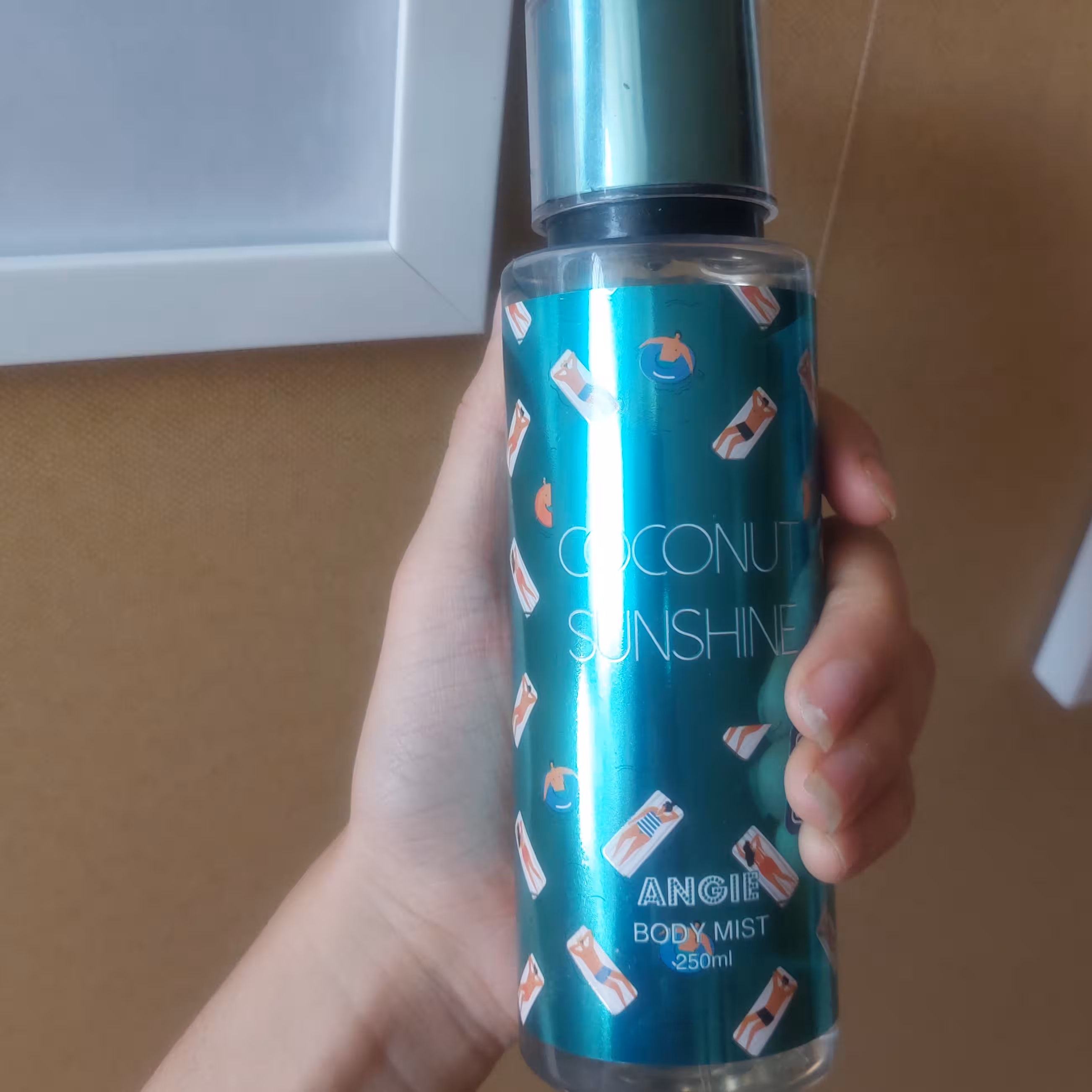 بادی اسپلش COCONUT SUNSHINE ANGIE BODY MIDT وارداتی ترک اصل ماندگاری بالا اسپری بدن کوکونات سان شاینن