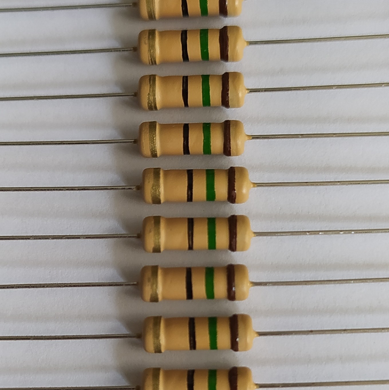 مقاومت 15 اهمی الکترونیکی 