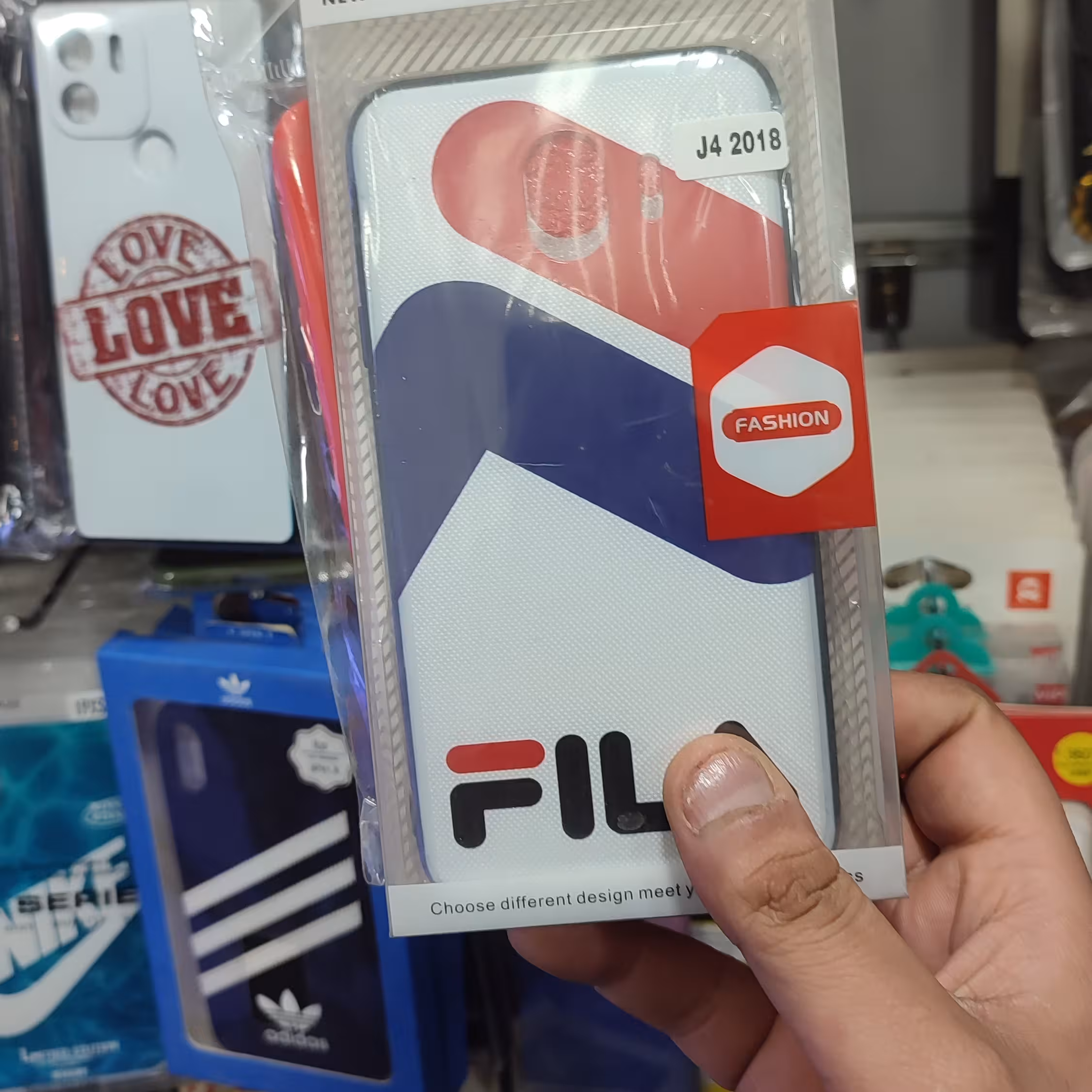 گارد  SAMSUNG J4 هفت