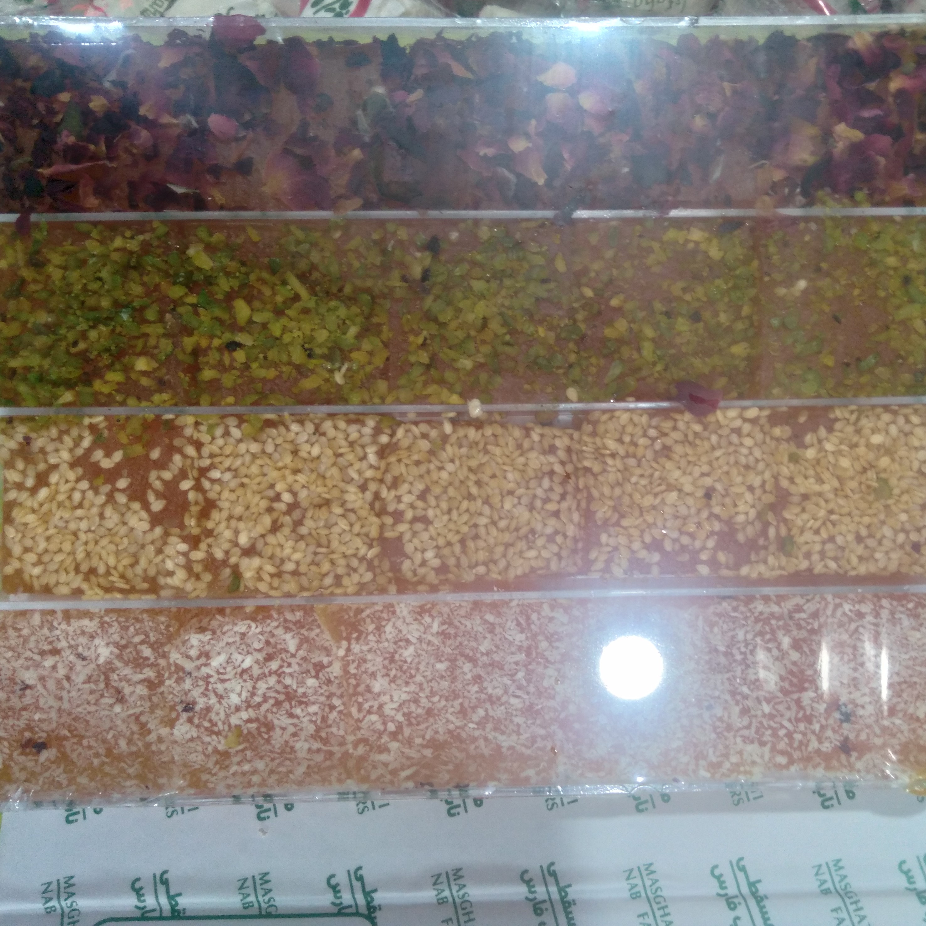 مسقطی لاری کتابی چند طعم مخصوص