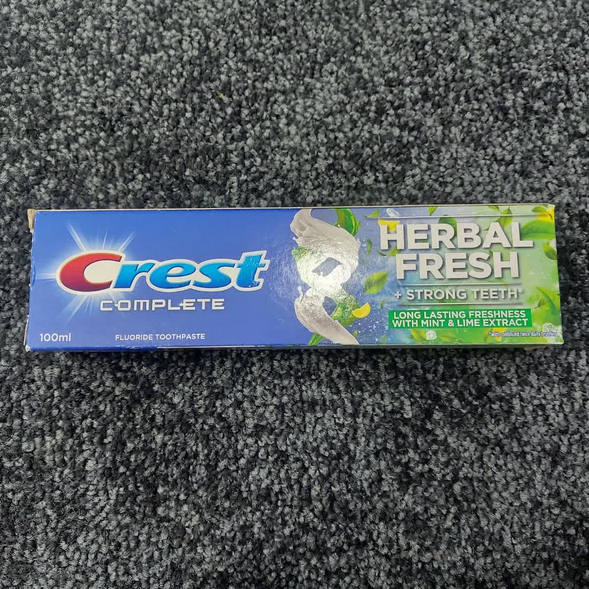 خمیردندان کرست مدلHERBAL FRESH