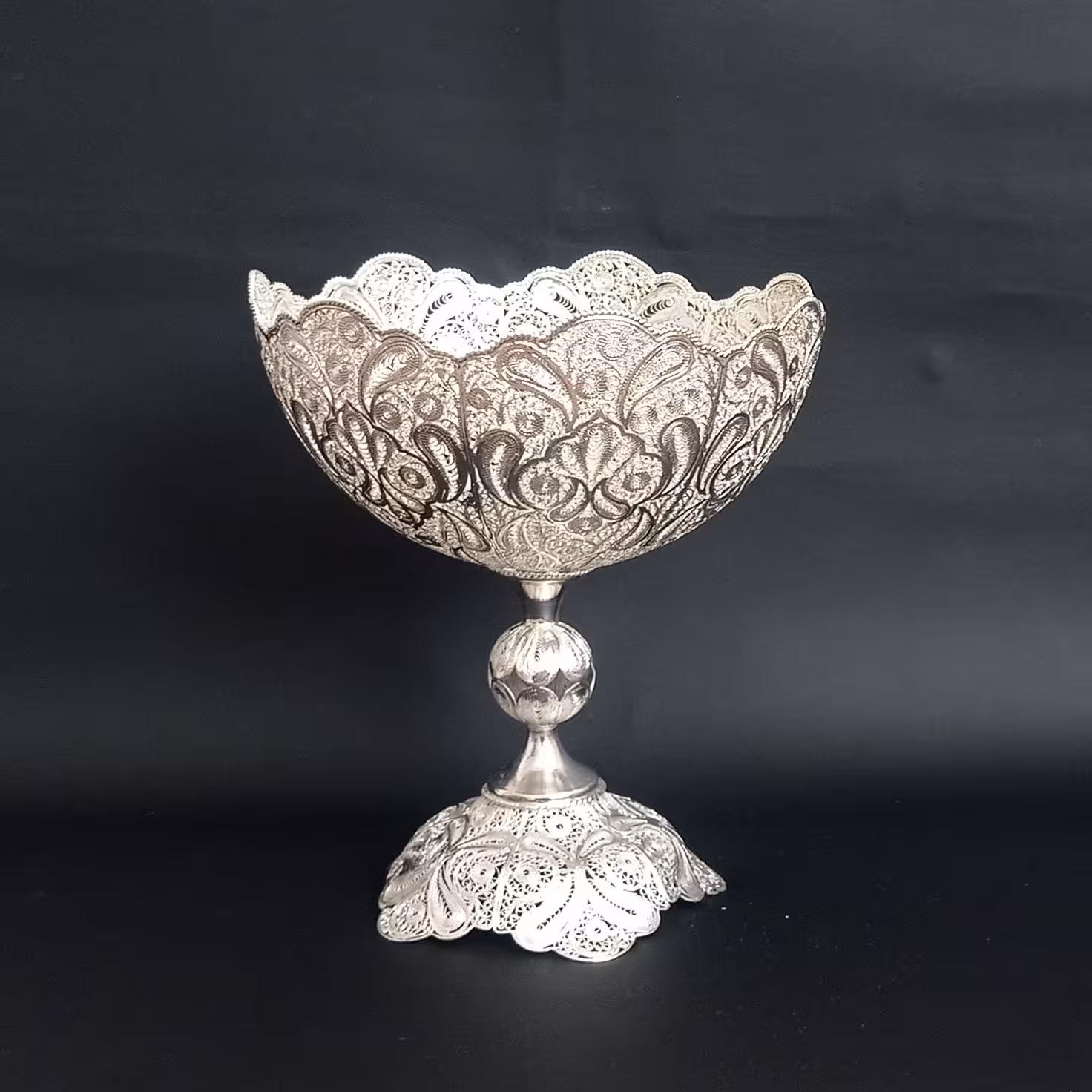 کاسه ملیله مسی پایه دار سایز 3  آبکاری نقره ساخت زنجان با کیفیت عالی 