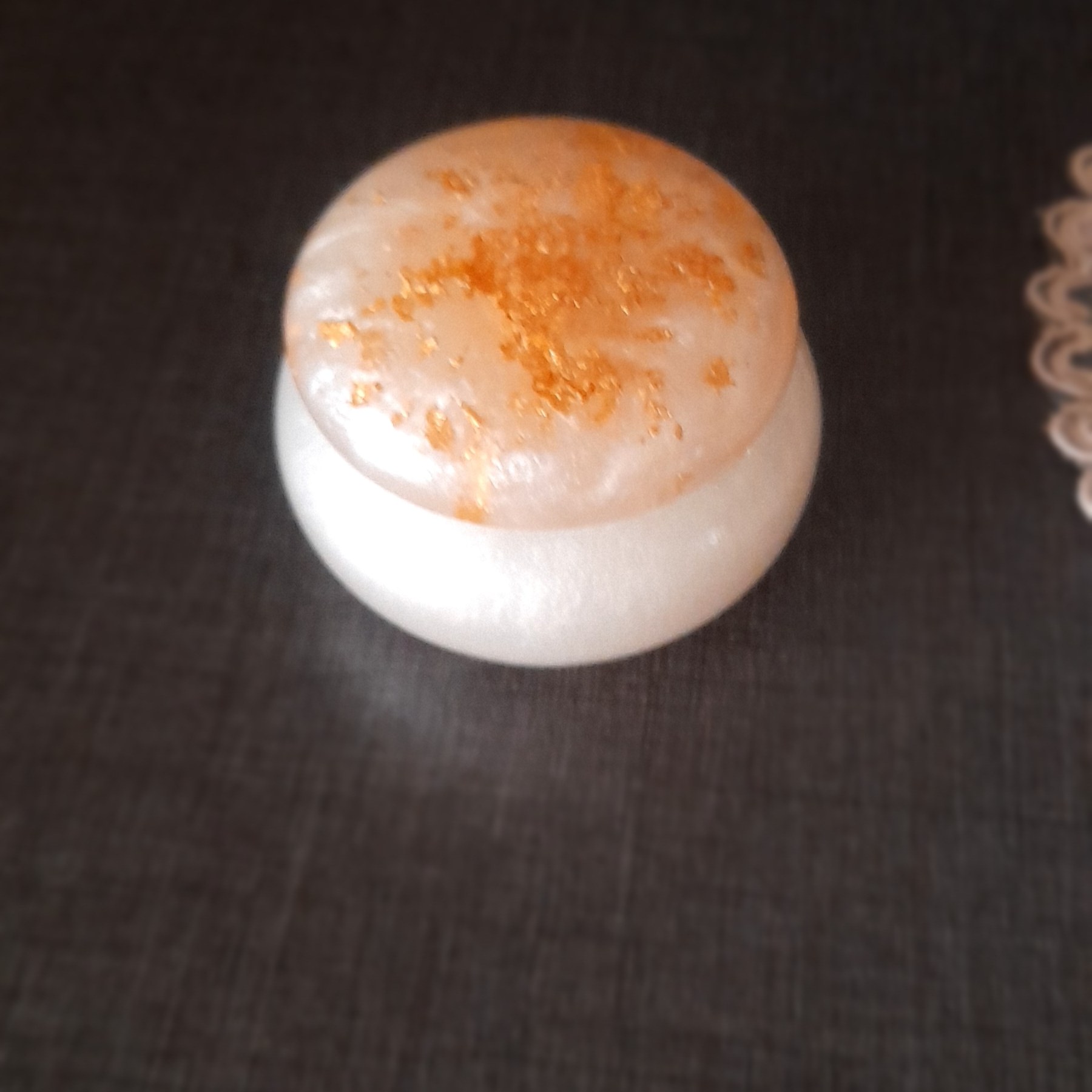 جای جواهر از جنس رزین 