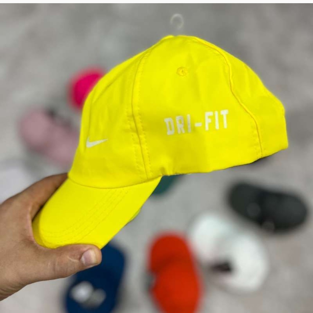 کلاه NIKE SPORT  جنس درجه یک  رنگ زرد کاراکو اسپرت