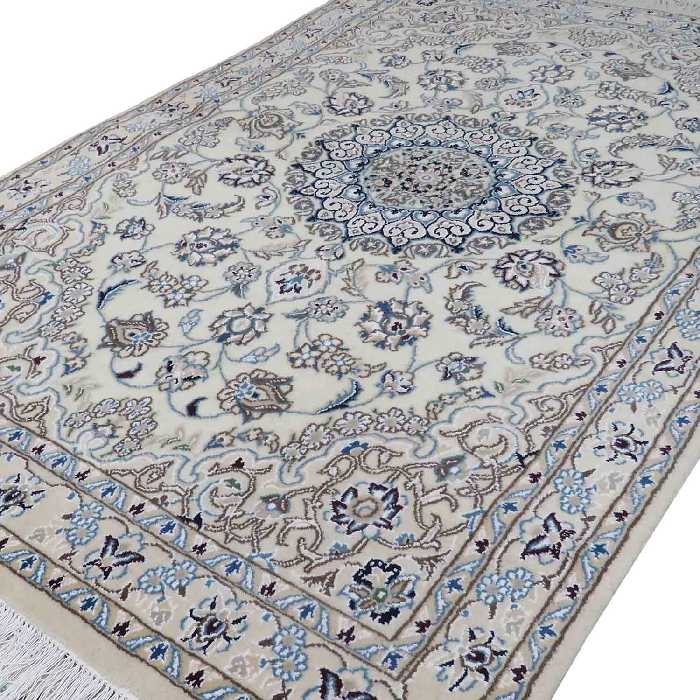 فرش دستبافت یک ونیم متری مدل نایین کد ۱۴