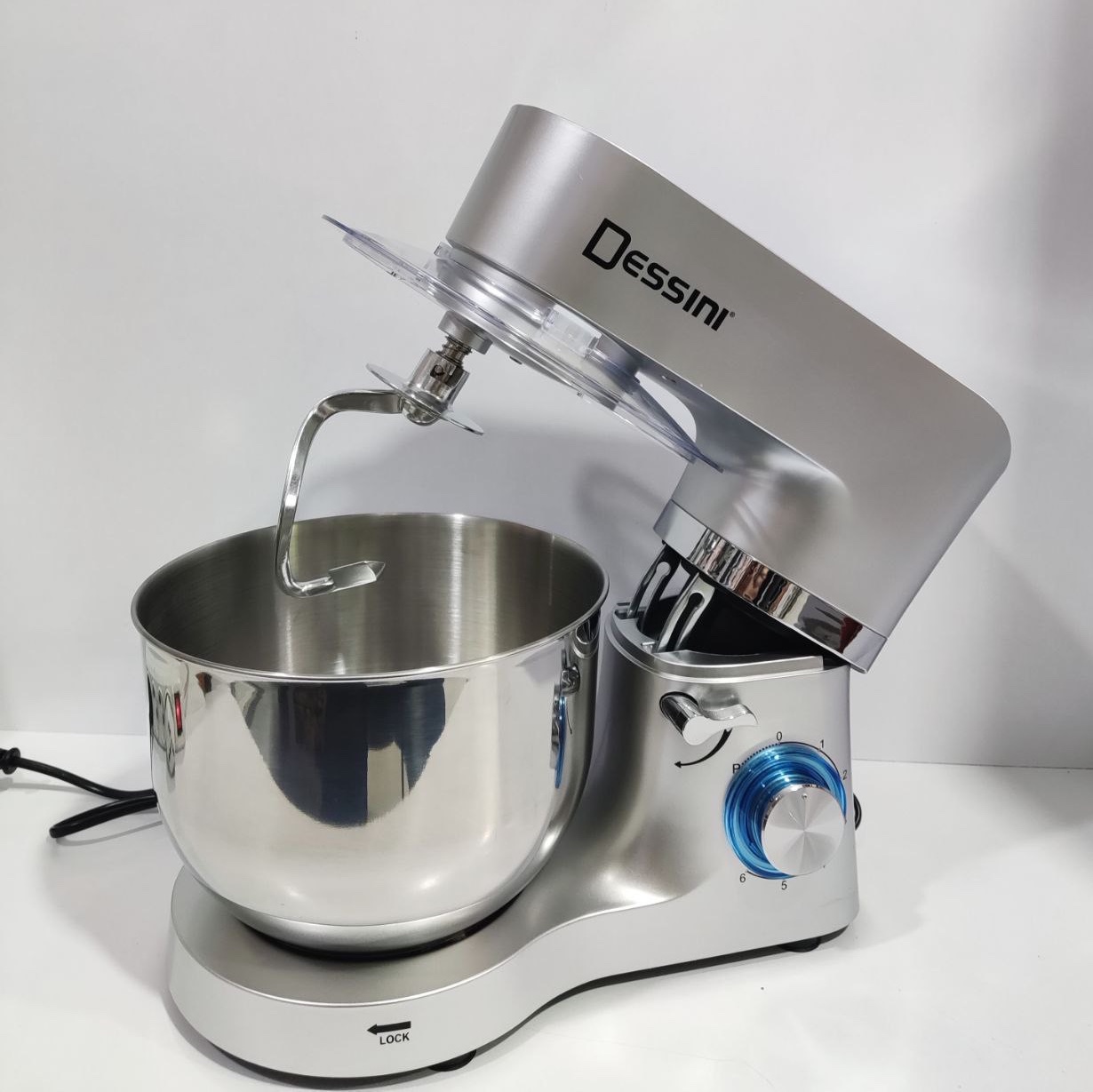 همزن صنعتی دسینی 6و دو دهم لیتری مدل ds6800