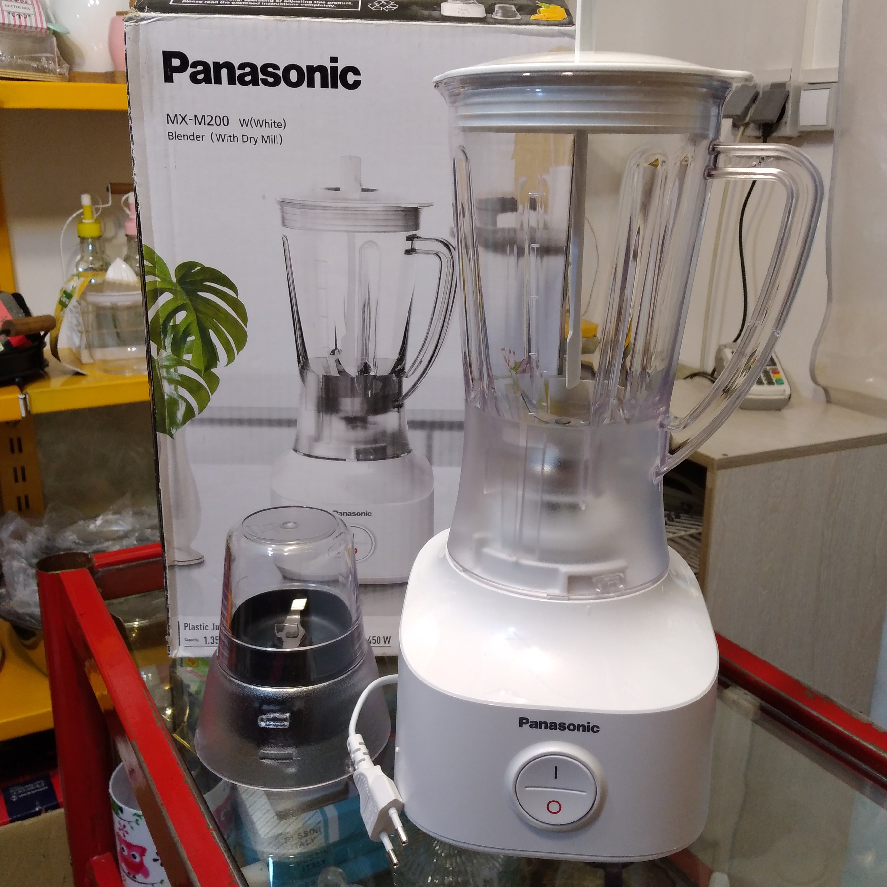 آسیاب مخلوط کن پاناسونیک  مدلMX-M200  توان 450 وات سفید رنگ