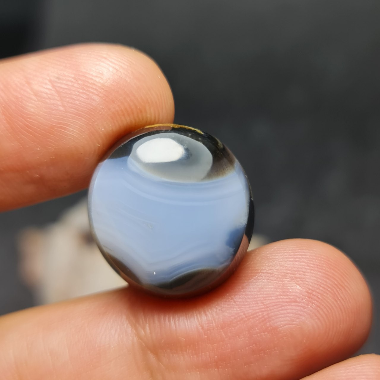  نگین زیبای سنگ صد درصد طبیعی عقیق خاص معدنی خراسانی 
کد 28606
