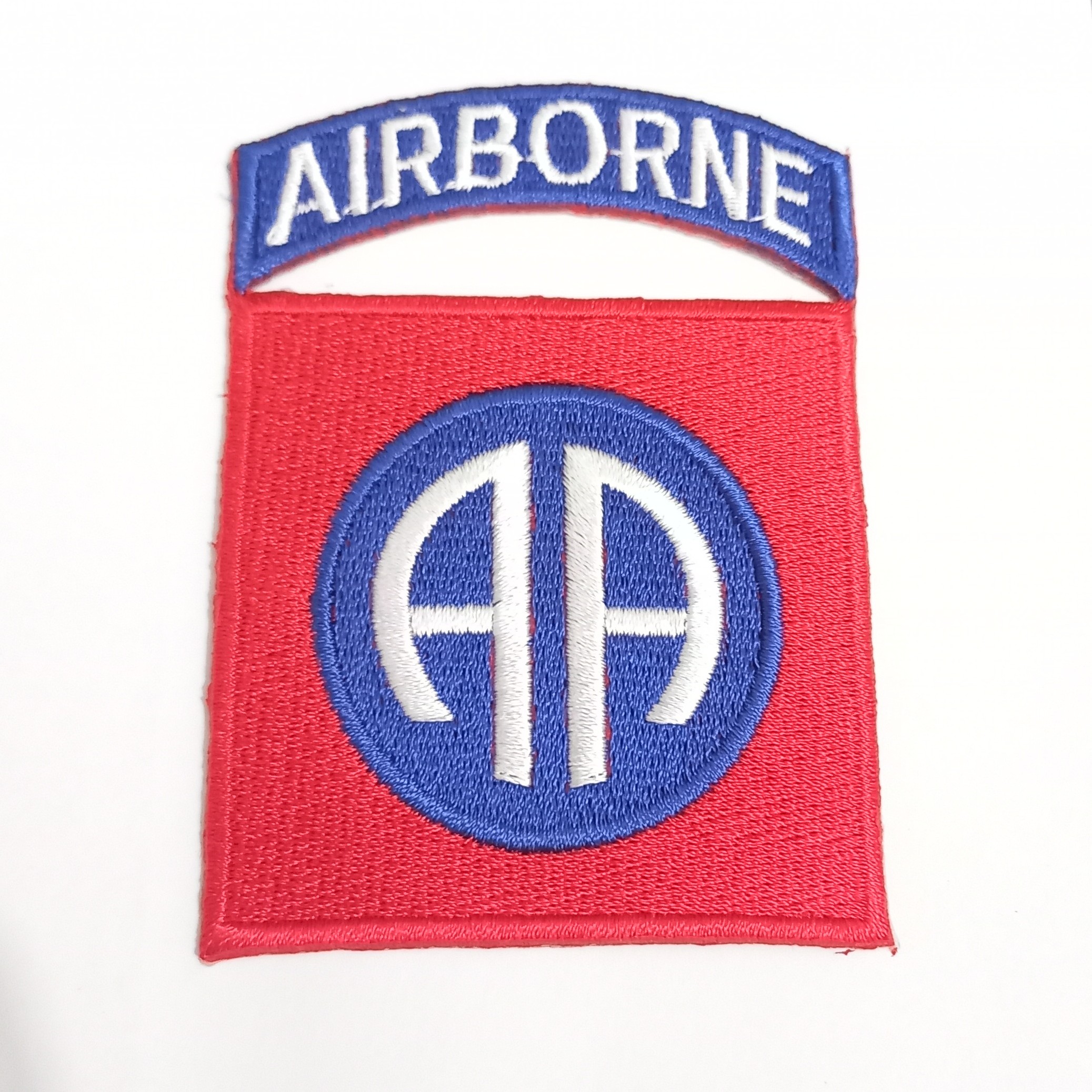 آرم پارچه ای گلدوزی طرح ایربورن قدیم