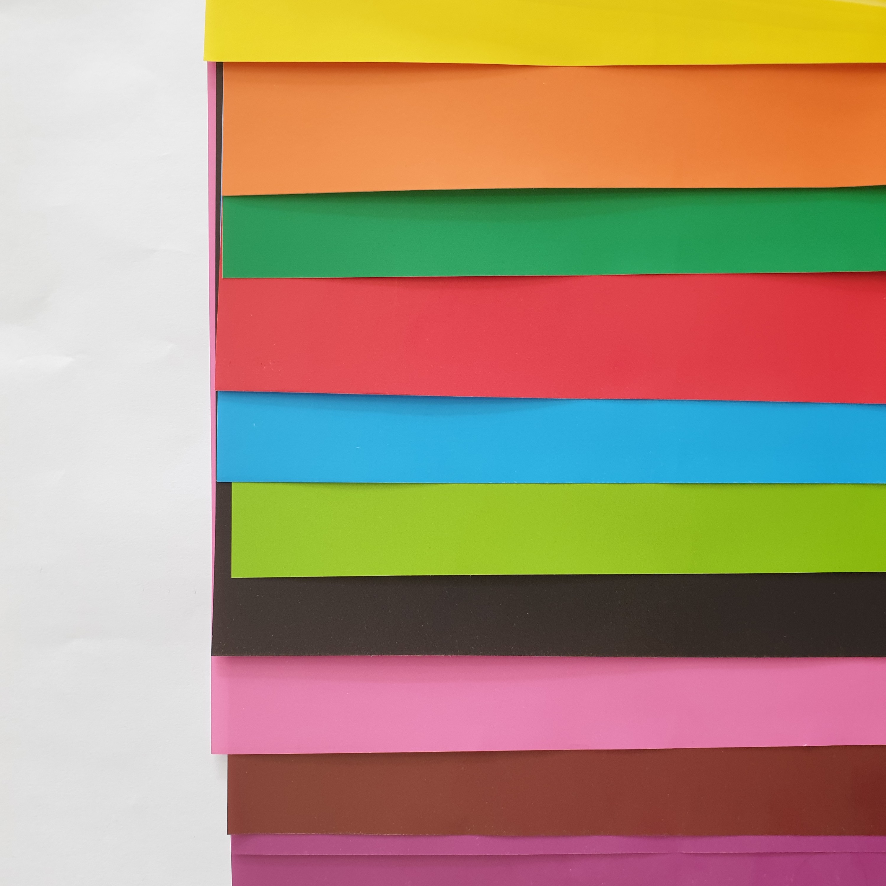 مقوا رنگی بسته 10 تایی با کیفیت عالی سایز a3