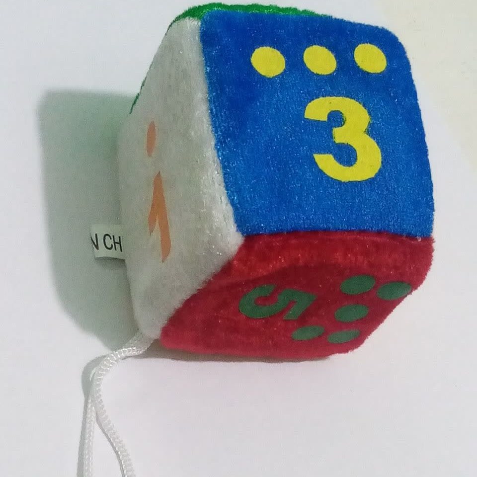 اویز و جاکلیدی تاس ابری.سایز5در5