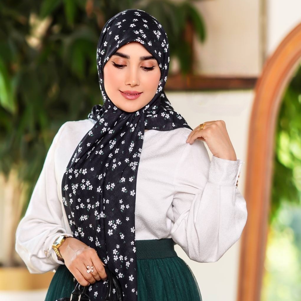 روسری سوپر نخ طرح مهتاب ( کد4)