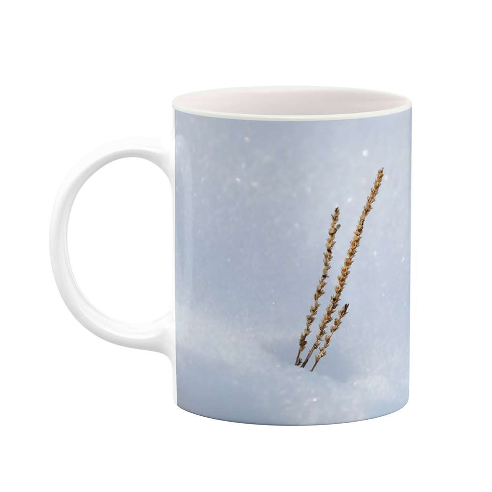 ماگ طرح شاخه ای در برف مدل mgs07590