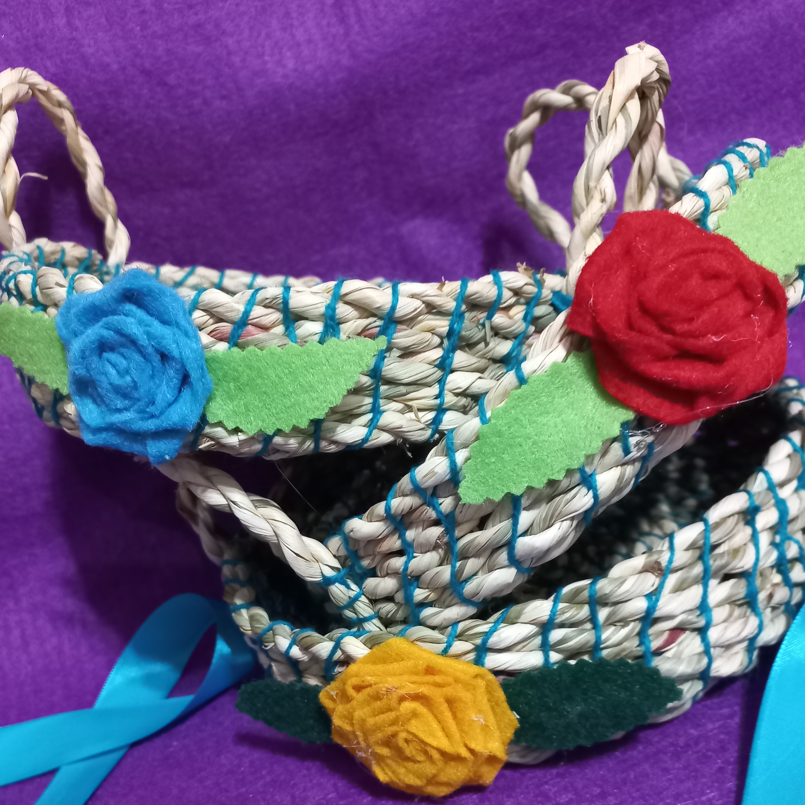 ظرف میوه.ظرف میوه حصیری.ظرف تنقلات حصیری.ظرف حصیری.حصیر.میوه خوری حصیری.