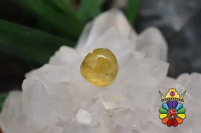 تورمالین زرد