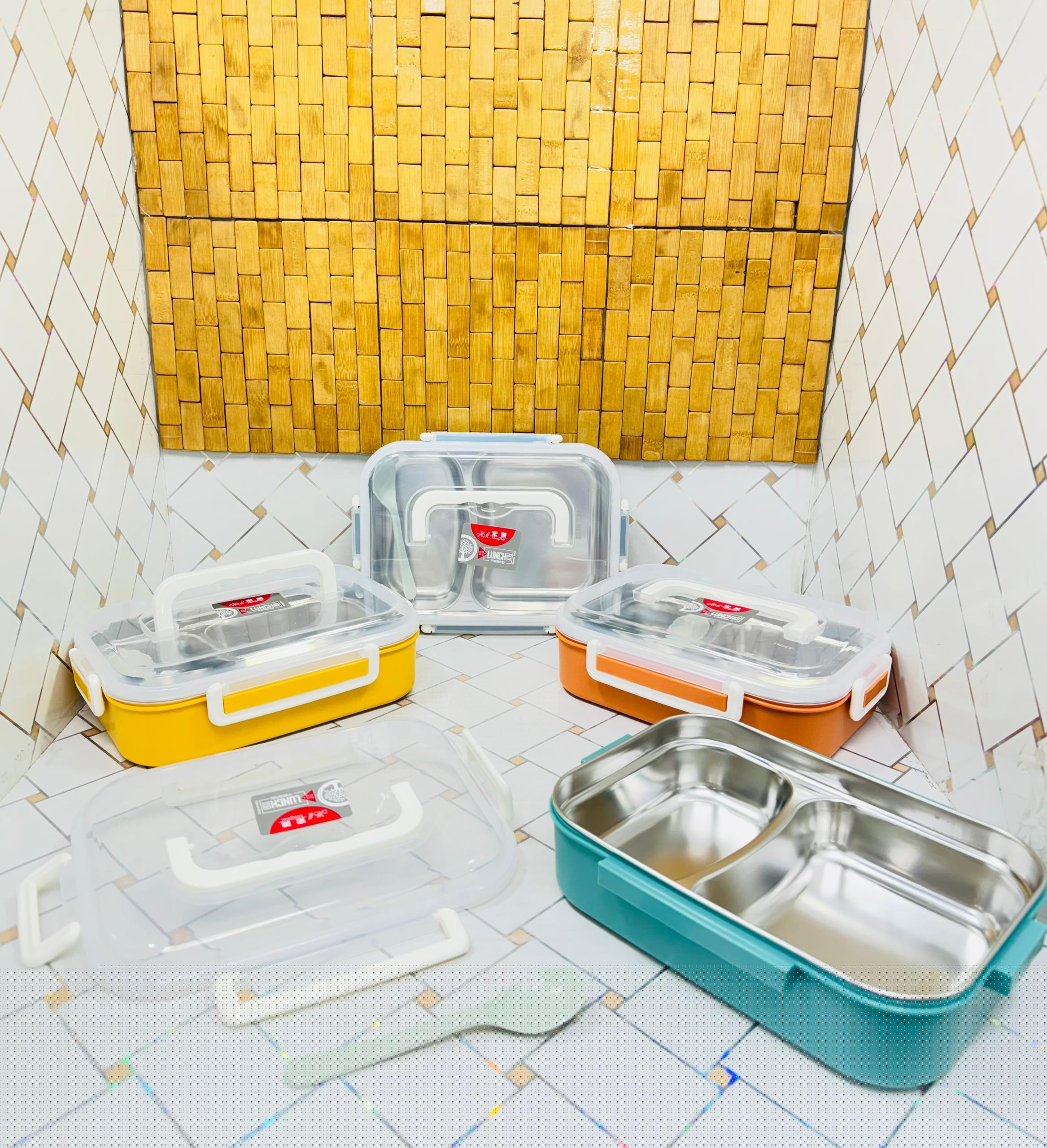 ظرف غذا داخل استیل