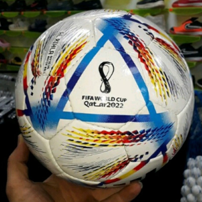 توپ فوتبال جام جهانی قطر 