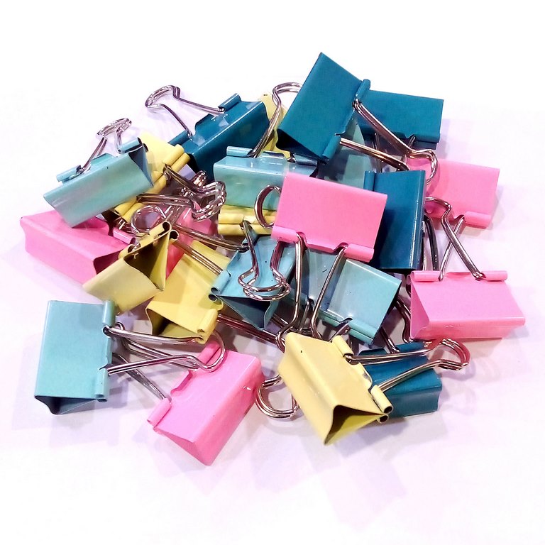 گیره دوبل فلزی کاغذ رنگی سایز 32 میلی متر