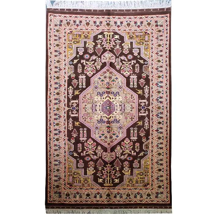 فرش دستبافت سه متری طرح قشقایی کد AA375