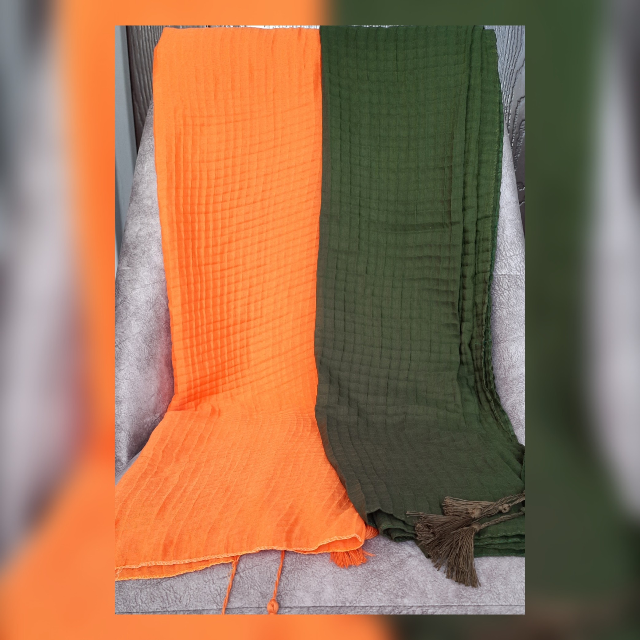 شال پلیسه مربعی منگوله دار ابعاد75در 90 در 12 رنگ زیبا و خاص