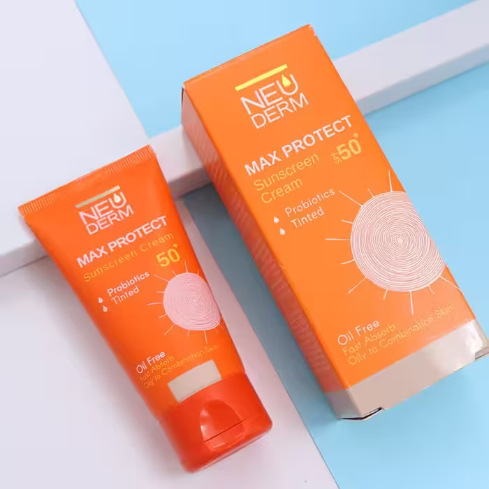 کرم ضدآفتاب رنگی فاقد چربی نئودرم مکس پروتکت SPF50 کد 90946