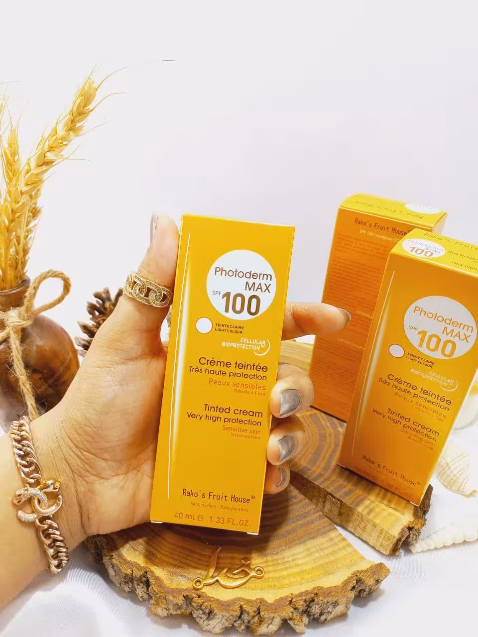 کرم ضد آفتاب بی رنگ SPF100 فتودرم مکس بیودرما BIODERMA کد RK1019 (طرح اصلی نوشته روی کارتن برجسته میباشد)