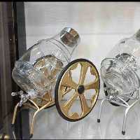 کلمن درشکه پایه فلز هزینه ارسال به عهده خریدار عزیز میباشد