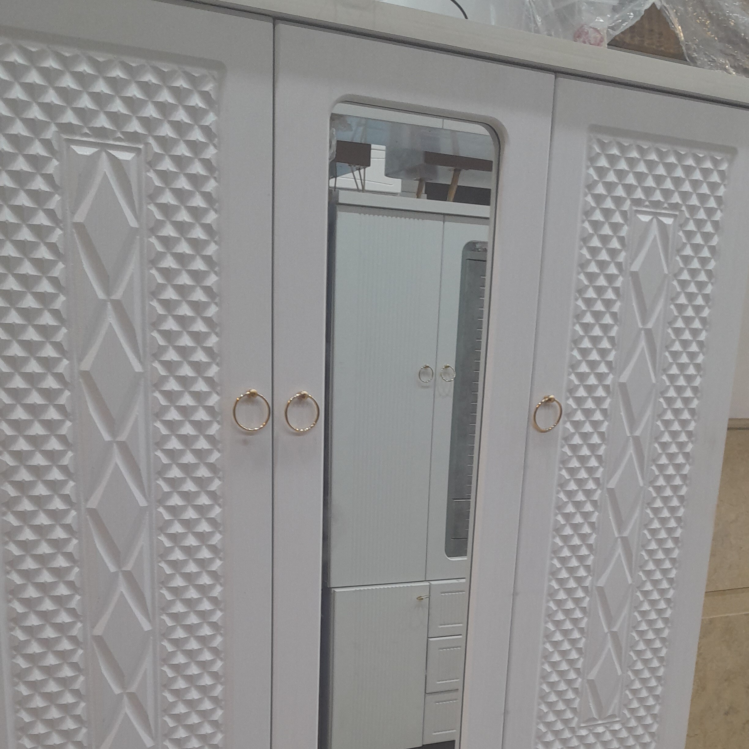 کمد لباس دو تیکه (پس کرایه)