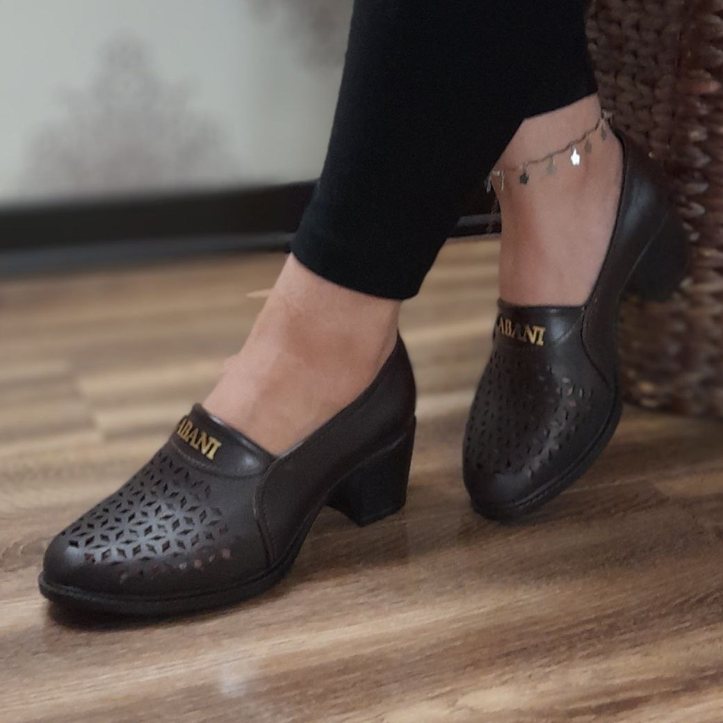 کفش تابستانی پاشنه دار و چرم زنانه تولید تبریز 