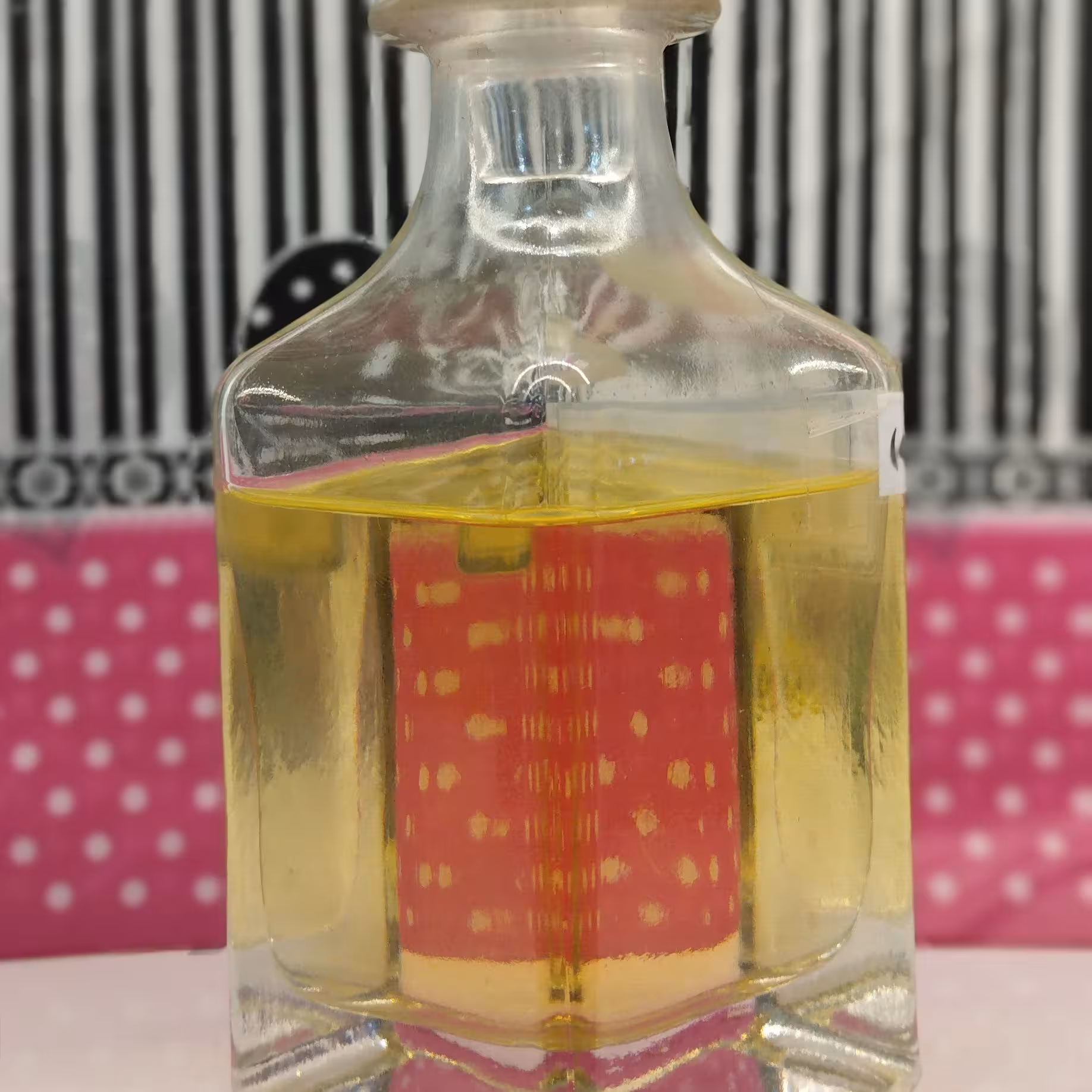 فروش عطر دیپ نایت نوع 1 ( قیمت گرمی )