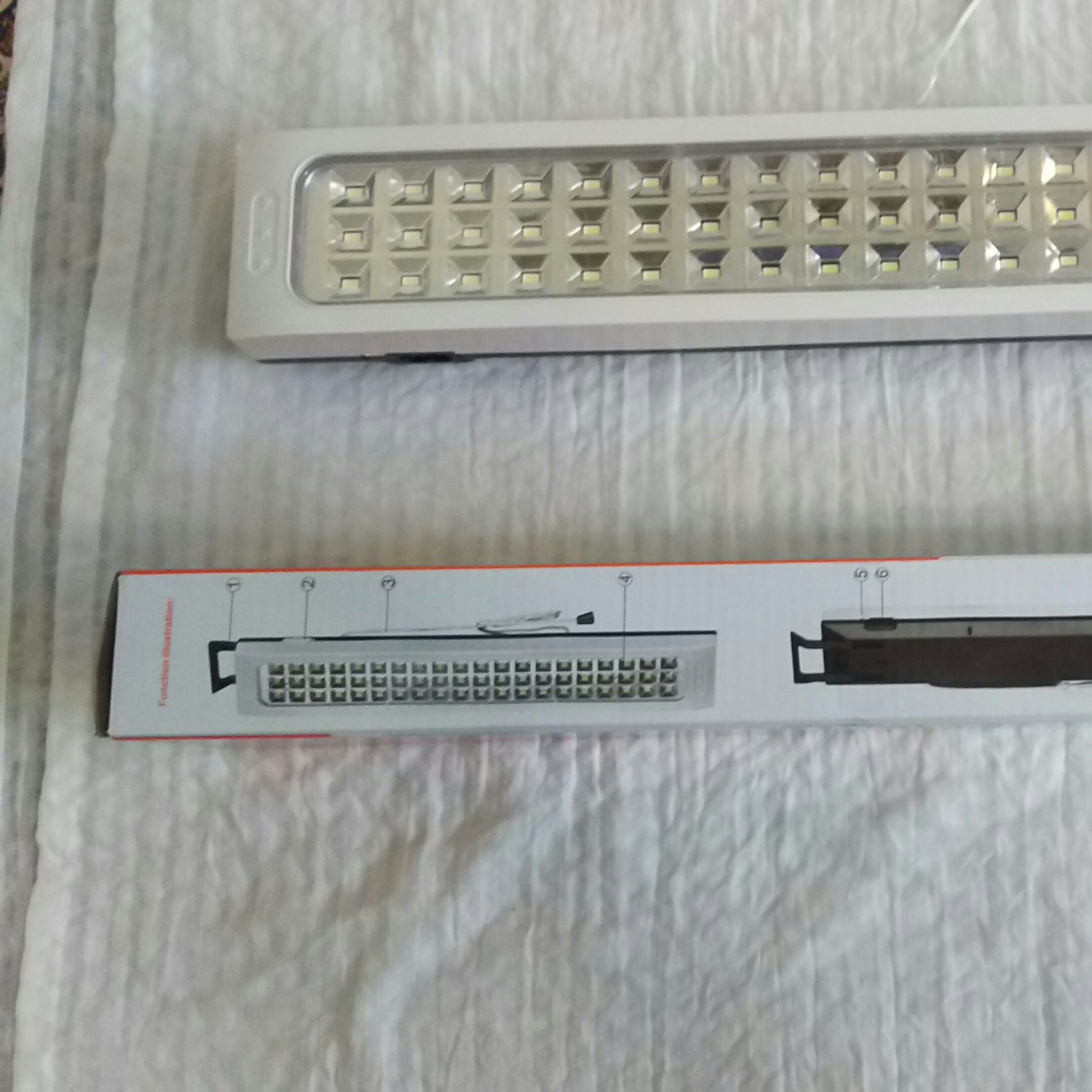 چراغ مهتابی قابل شارژ