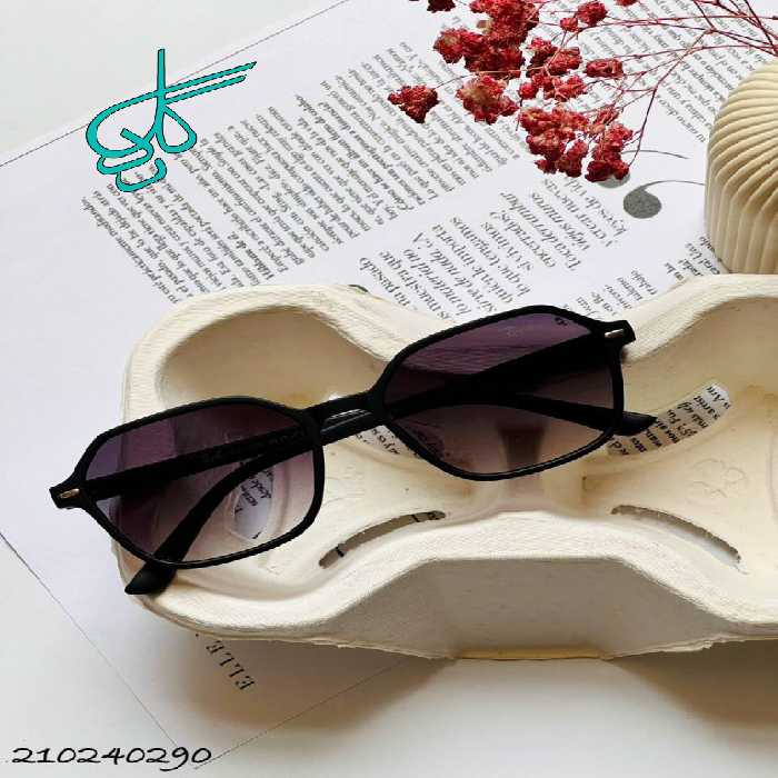 خرید عینک اسپرت برند Ray.ban دارای استاندارد UV400 فرم کائوچو همراه کاور و دستمال کد 2415338 - ردگل