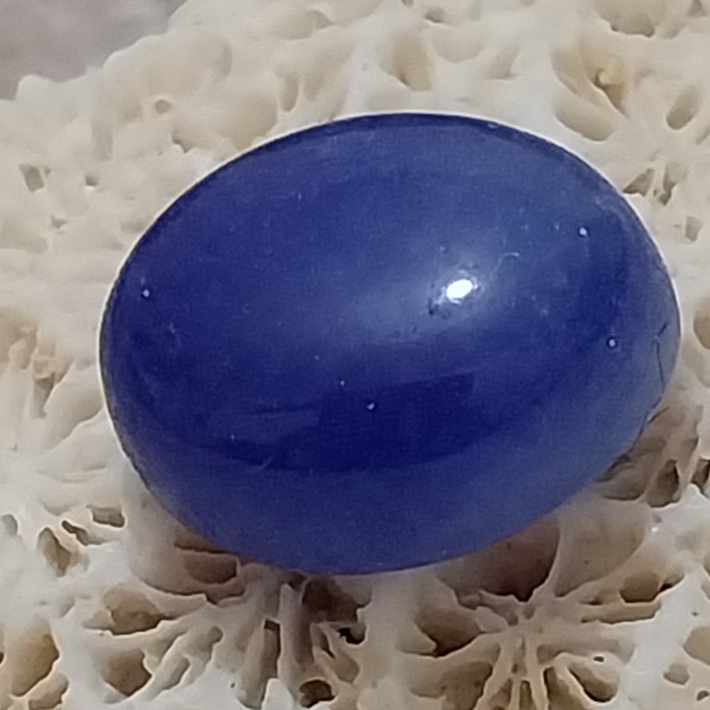 نگین عقیق آبی کاربنی بسیار خاص