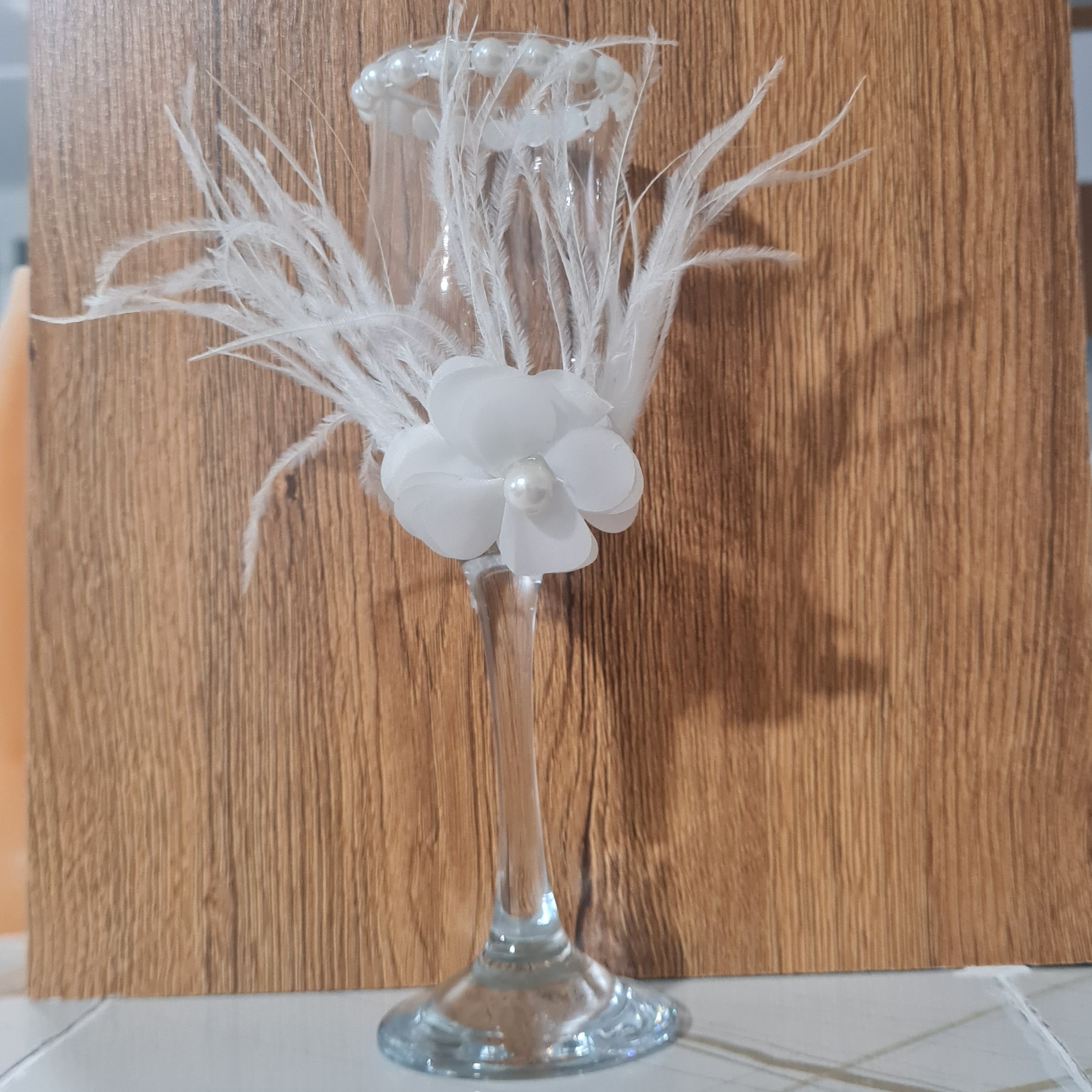 جام شیشه ای مدل پر