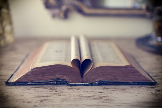 خرید و دانلود عکس Collection of images of old books کد 13187 | پیک فاکس | Pic Fox