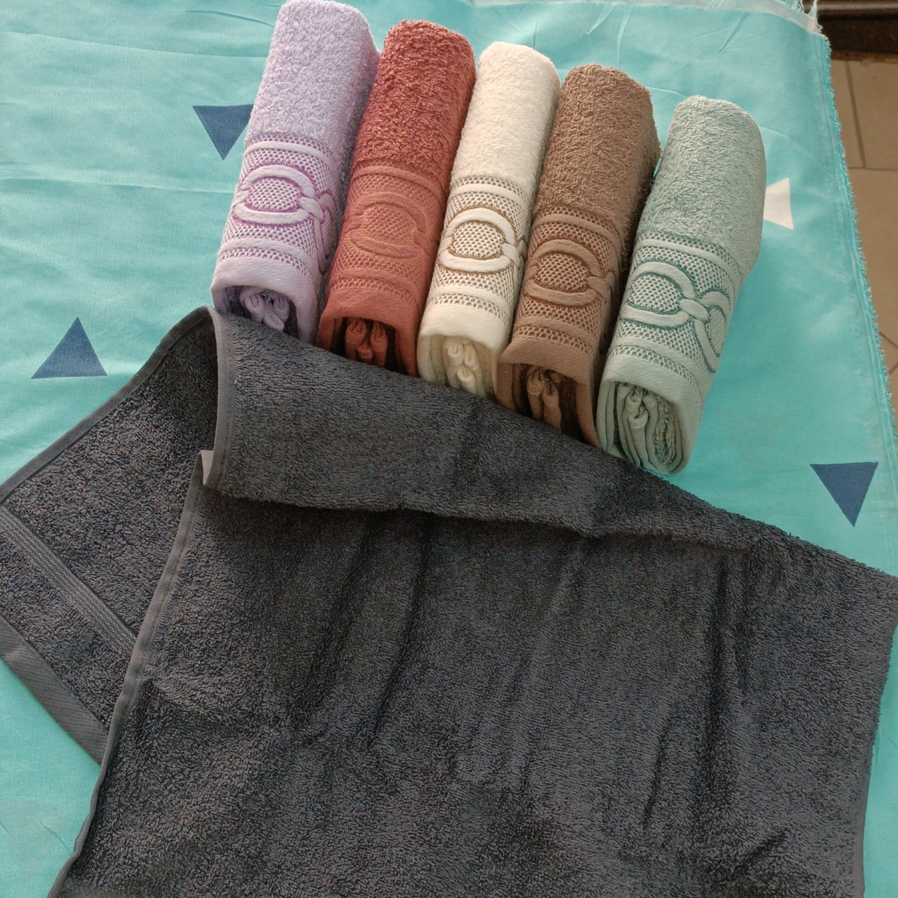 حوله دست و صورت 