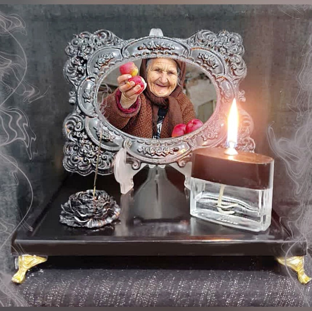 پکیج یادبود درگذشتگان همراه با شمع مایع