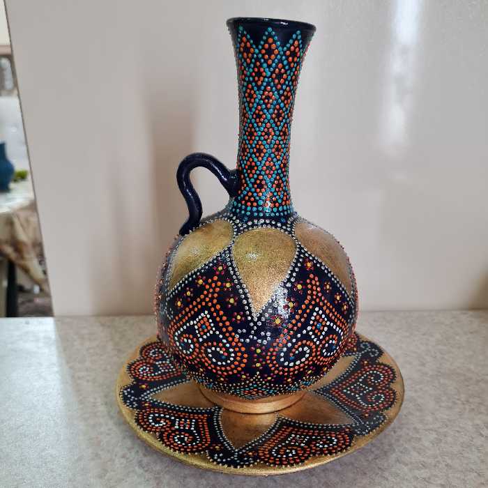 کوزه و بشقاب نقطه کوبی