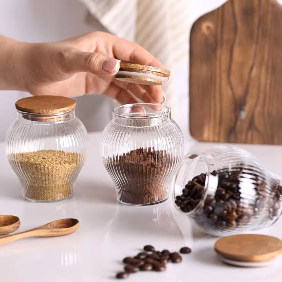 بانکه شیشه ای خمره ای با درب بامبو