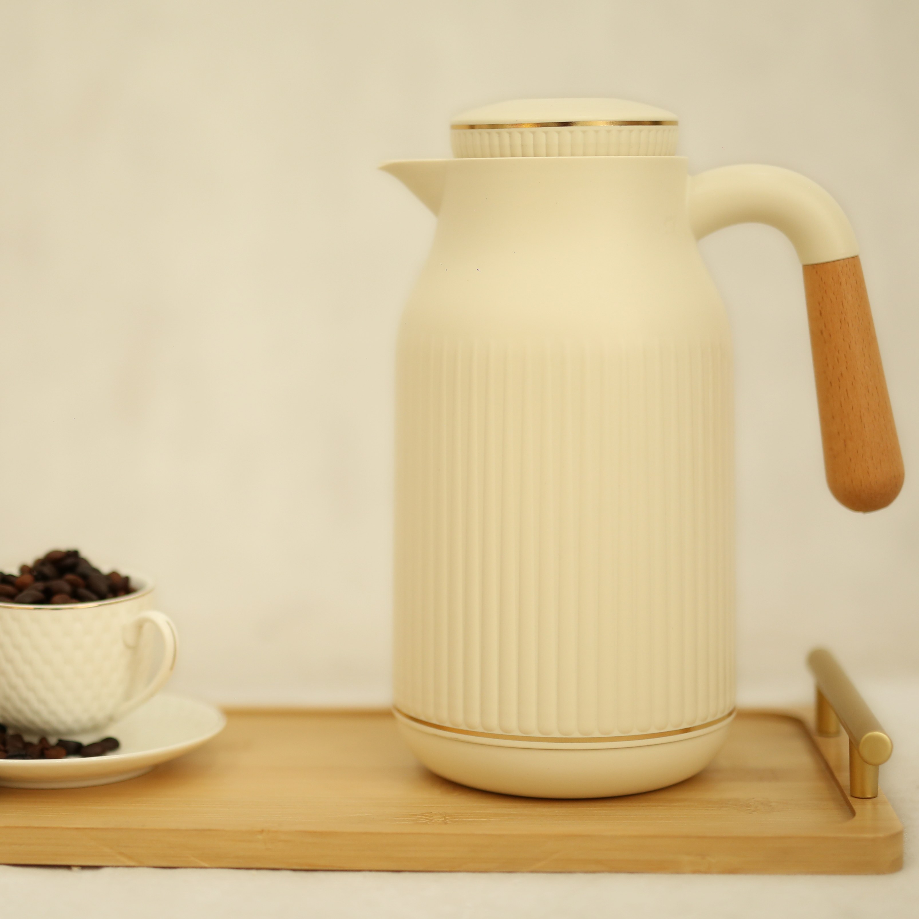 فلاسک کد 2131 یک لیتری شیشه صورتی