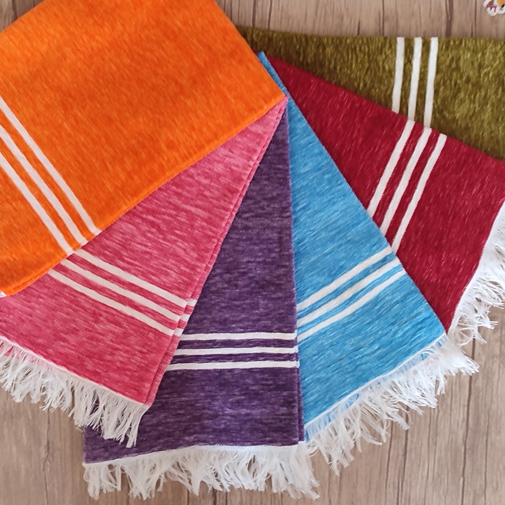 حوله مخمل دست بافت طرح 9