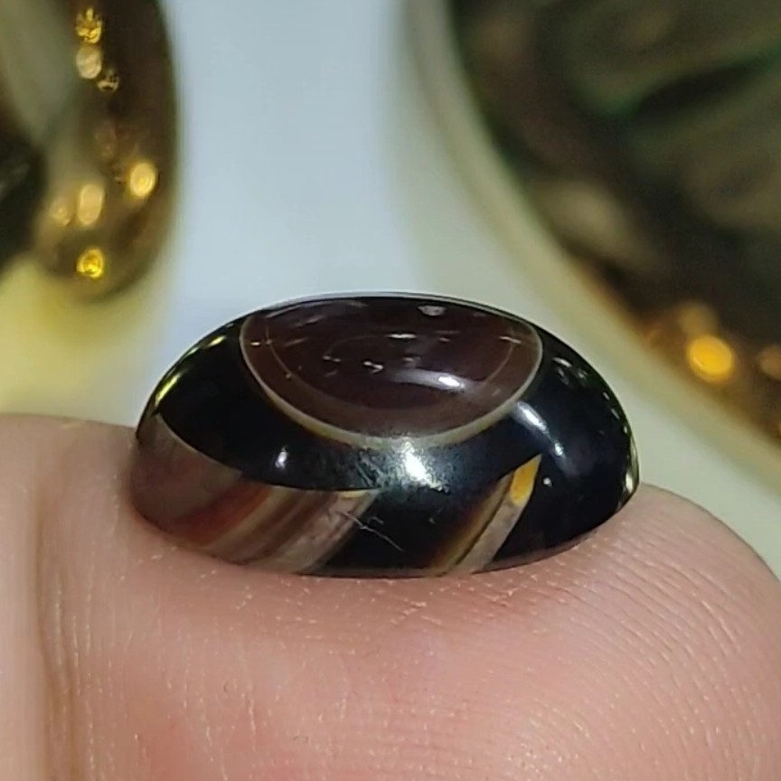 نگین فاخر و نفیس عقیق باباقوری قوری تک چشم درشت