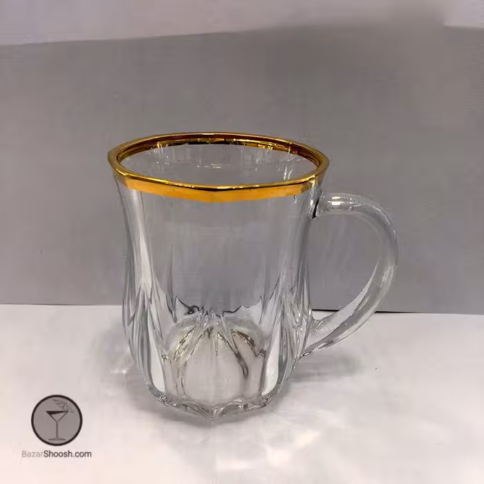 لیوان دسته دار بادامی لب طلا